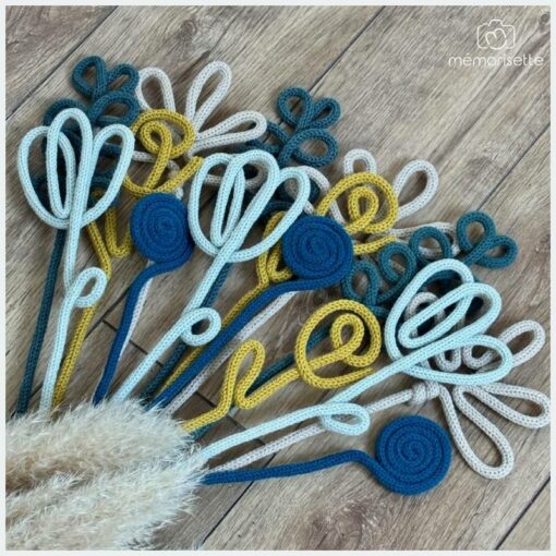 Bouquet de fleurs en tricotin – Image 2