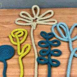 Bouquet de fleurs en tricotin