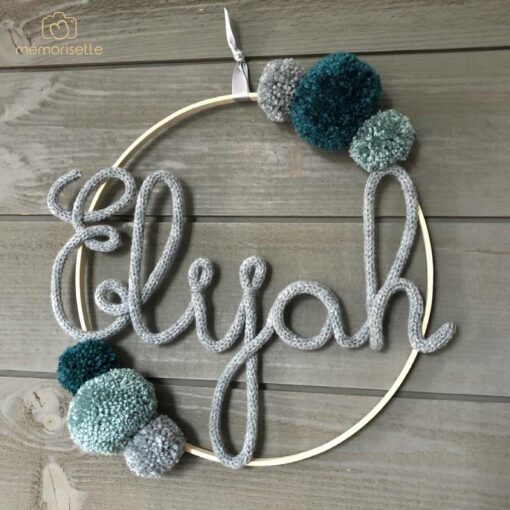 Couronne prénom 6-10 lettres avec pompons – Image 7